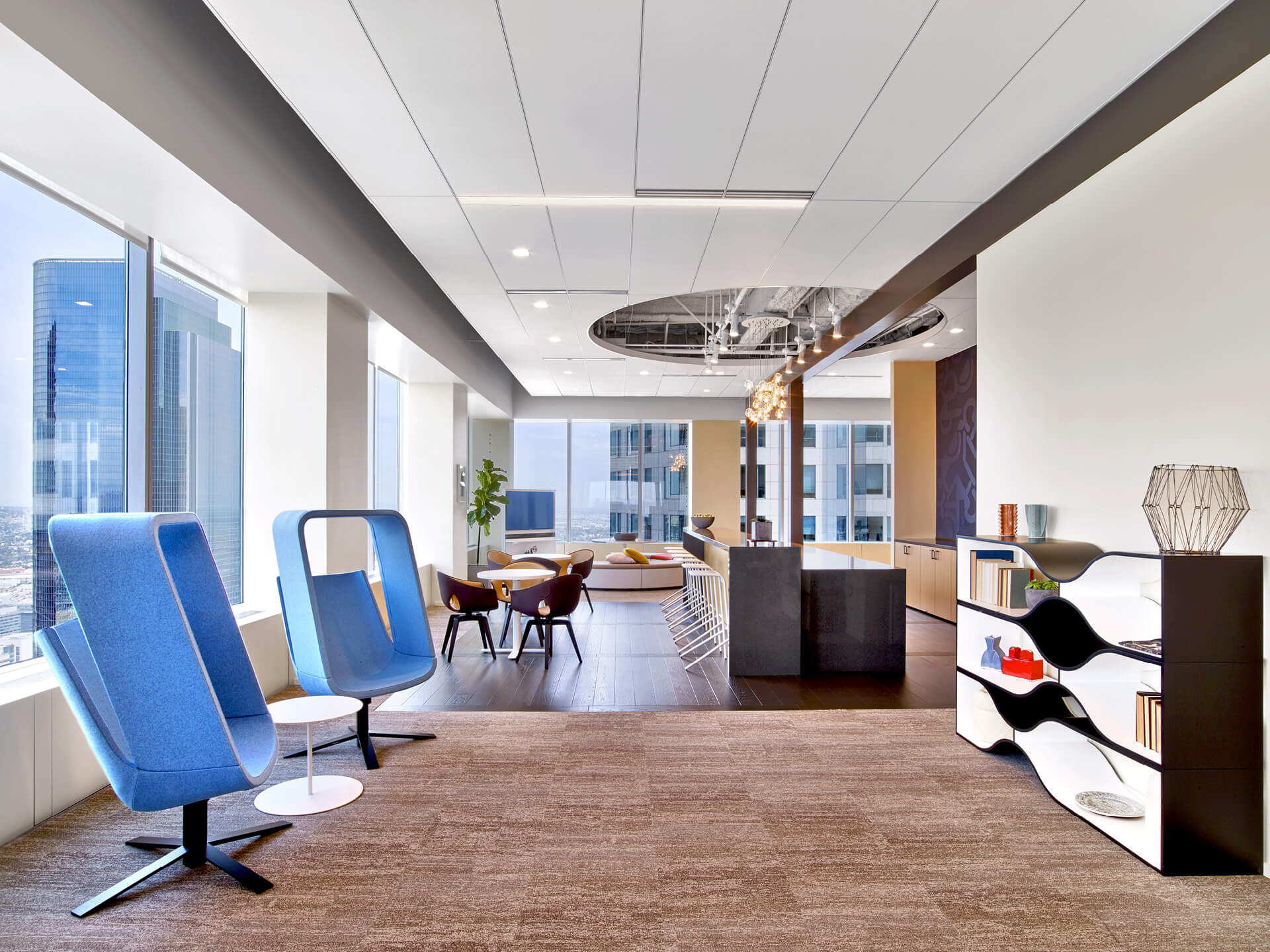 Haworth Mike Maaike Designer blue chairs in office collaboration area