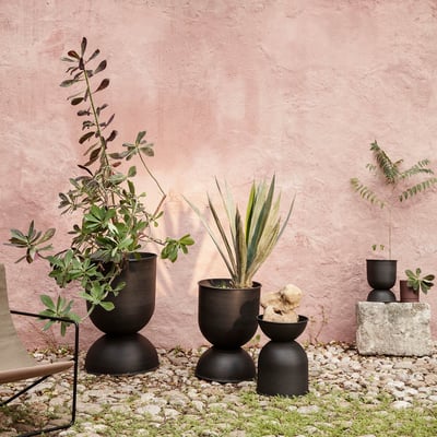 Hourglass Planter - Extra-Small / Black (FRL-BK)