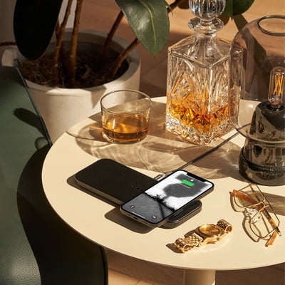 Catch:2 Multi-Device Wireless Charger - Leather / Black (BK-BK)