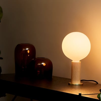 Knuckle Sphere IV Table Lamp - Oak (TL_OAK)