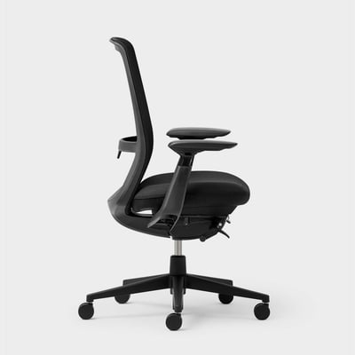 Soji XL Office Chair - Mesh / No