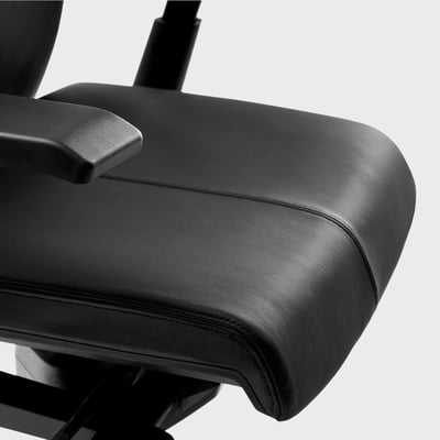 Very Black Leather Outlet Chair - No