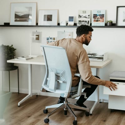 Jive Desk with C-Leg Base - Field Elm (H-KP) / 24D x 48W / Charcoal (TR-K)