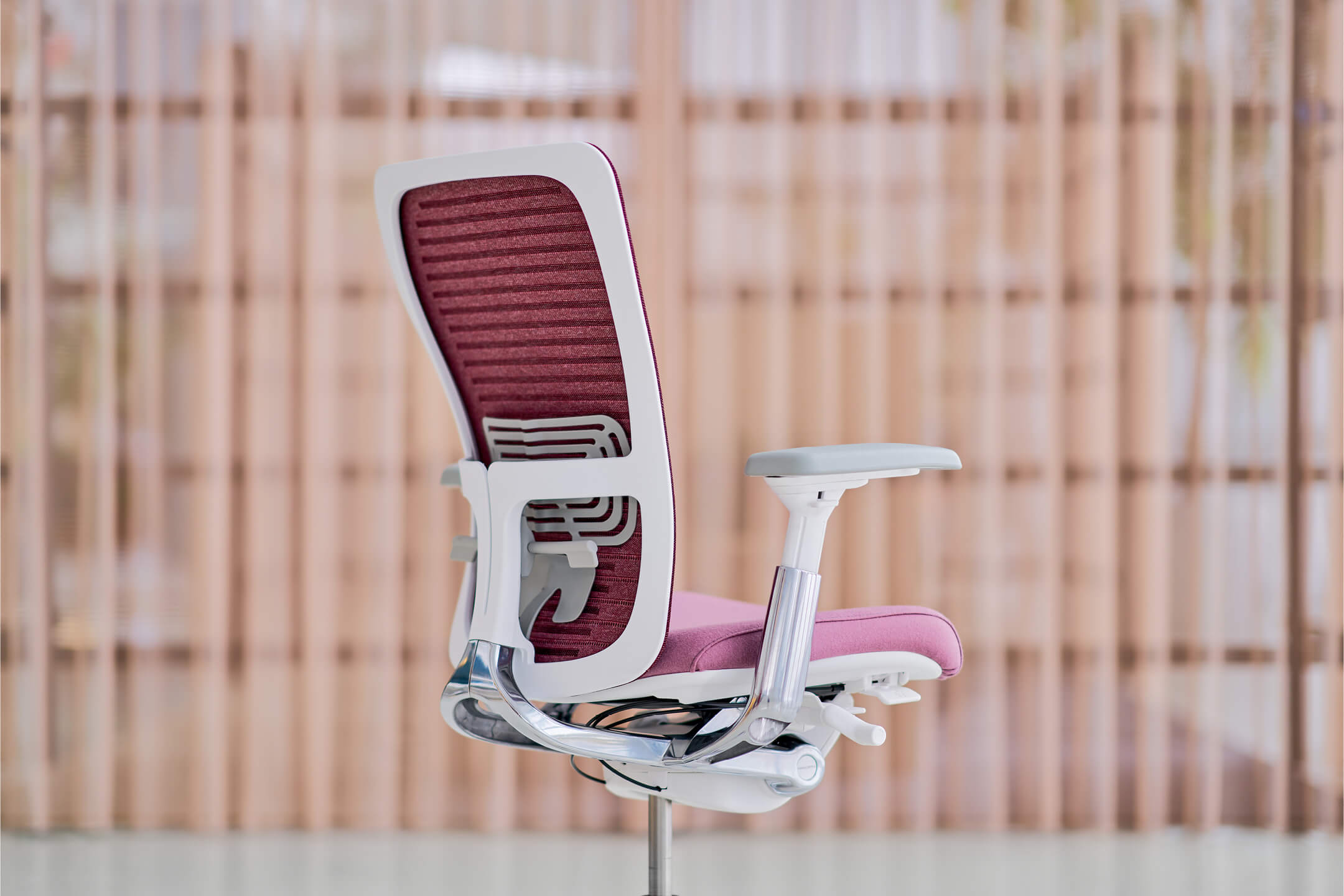 Haworth Design Studio Designer showing red office chair