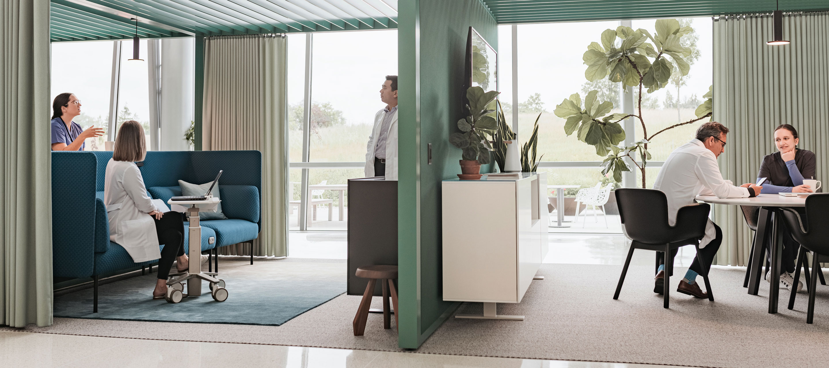 Haworth Maari chairs, Cabana lounge, Pergola workspace in a office lobby
