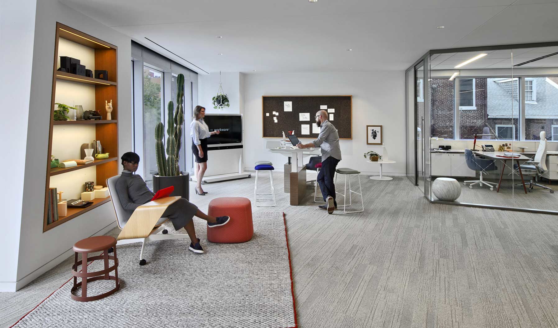 This Social Space demonstrates how a zone can be layered with various postures and become an effective collaboration tool for the entire office. Anchored at the end of the floor plate with both technology and tactile pin up space, and adjacent to both private offices and workstations, it’s a spot where multiple people can efficiently come together to collaborate in the open office.