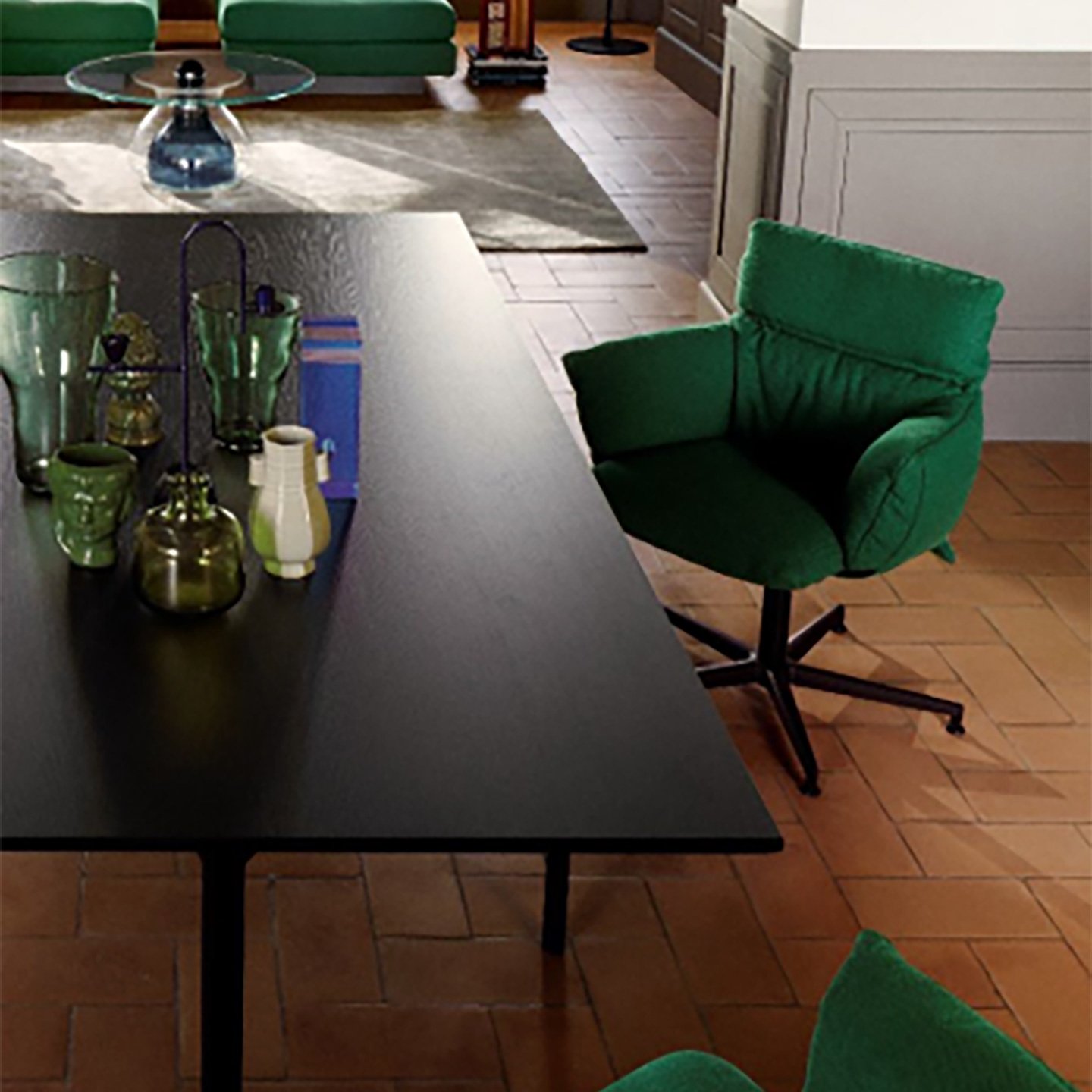 Lud'ina est le siège idéal pour le bureau, le home office ou la salle à manger.